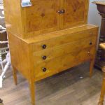 387 6667 CHEST OF DRAWERS